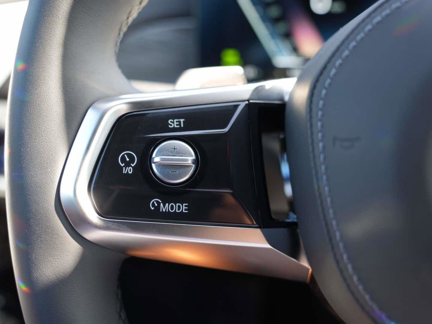 Used 2025 BMW i7 xDrive60 image 17