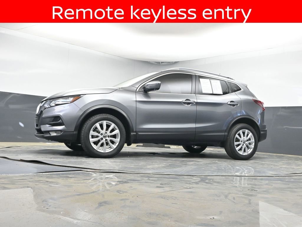 Used 2022 Nissan Rogue Sport SV w/ Technology Package image 29