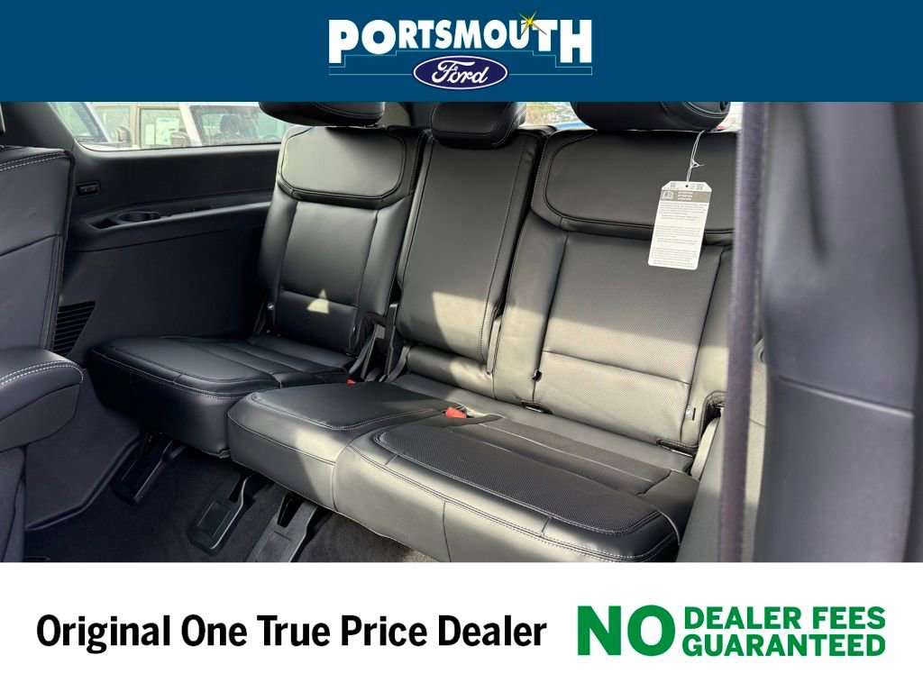 New 2025 Ford Expedition Max Platinum w/ Stealth Performance Package image 8