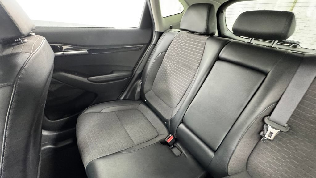 Used 2021 Kia Seltos S AWD/4WD image 14
