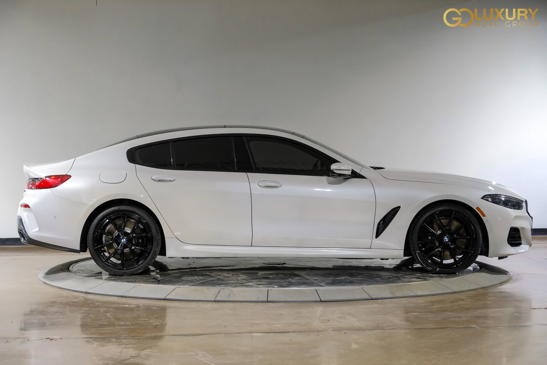 Used 2023 BMW 840i Gran Coupe w/ Comfort Seating Package image 9