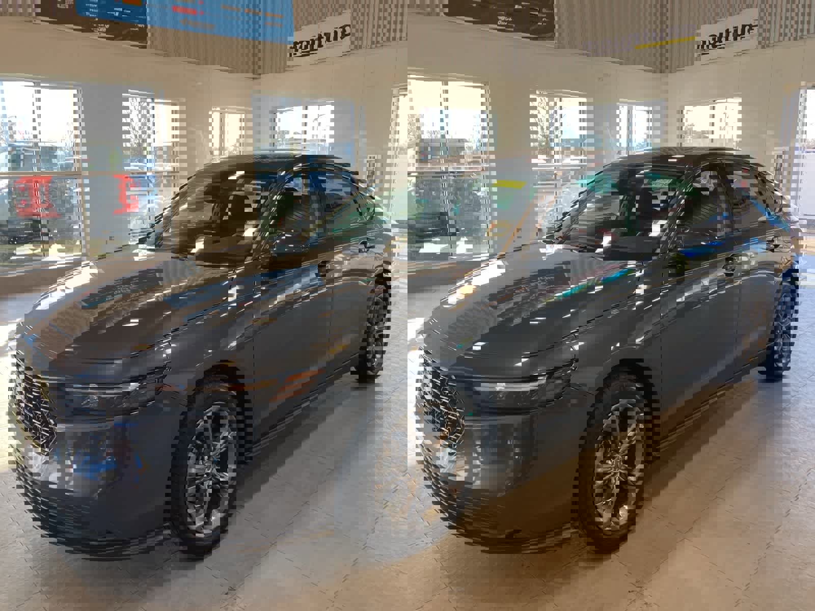 Used 2023 Honda Accord EX image 1