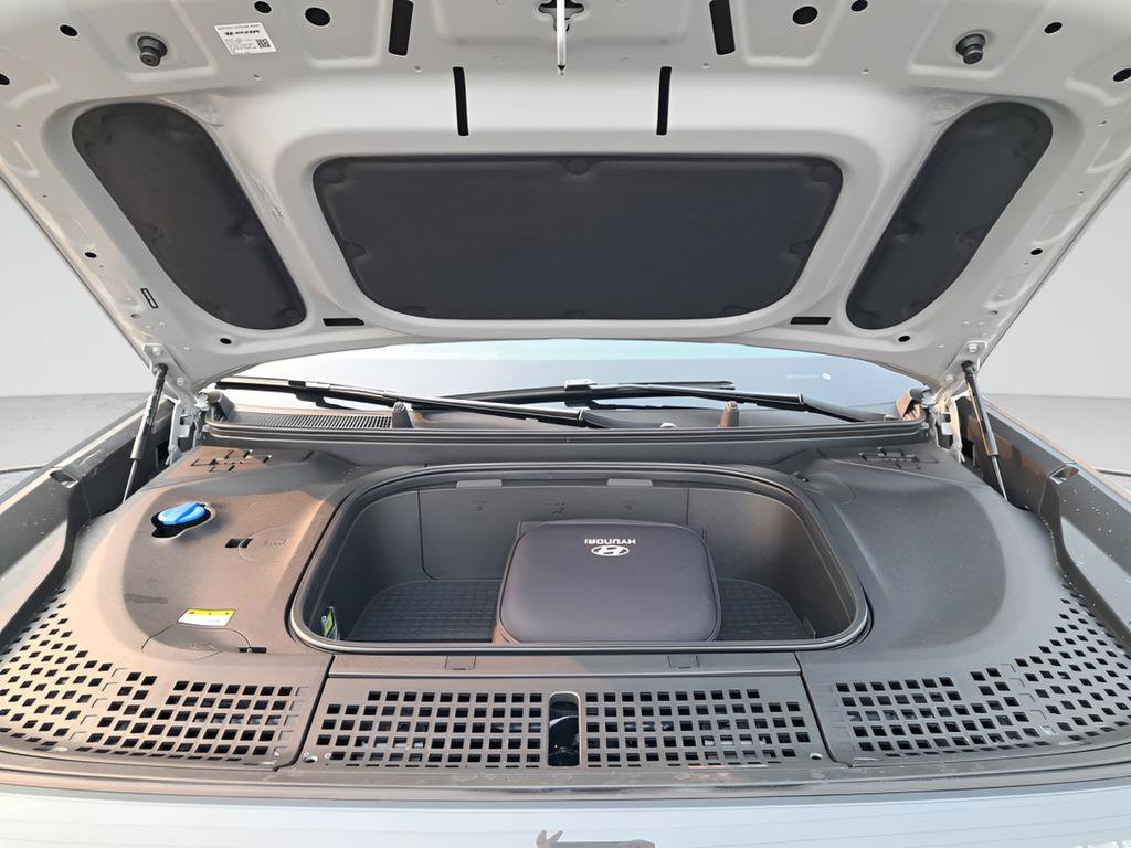 New 2026 Hyundai Ioniq 9 SE AWD/4WD image 27