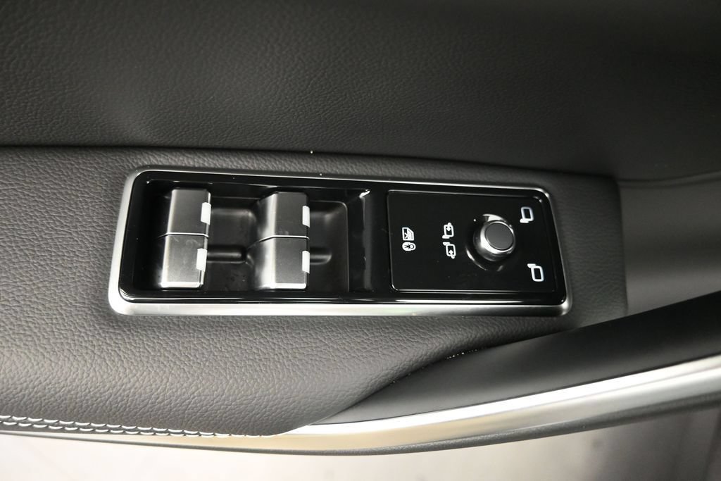 New 2026 Jaguar F-PACE R-Dynamic S AWD/4WD image 22