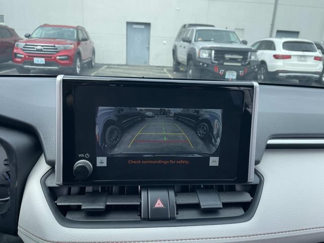 Used 2025 Toyota RAV4 XLE w/ Convenience Package AWD/4WD image 31