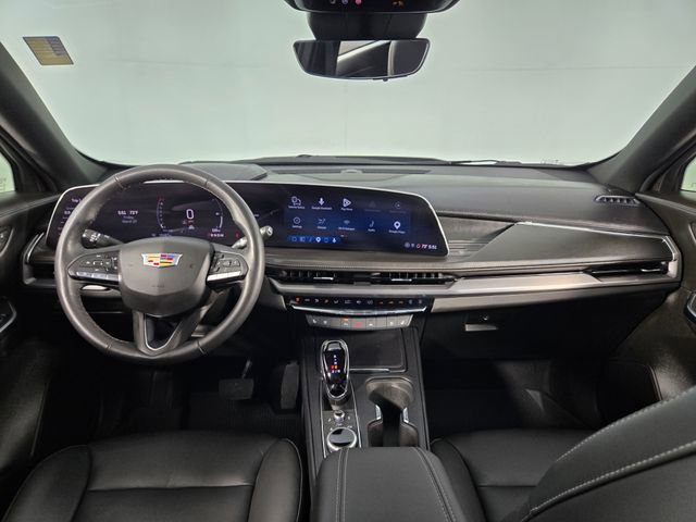 Used 2024 Cadillac XT4 Premium Luxury w/ Technology Package image 31