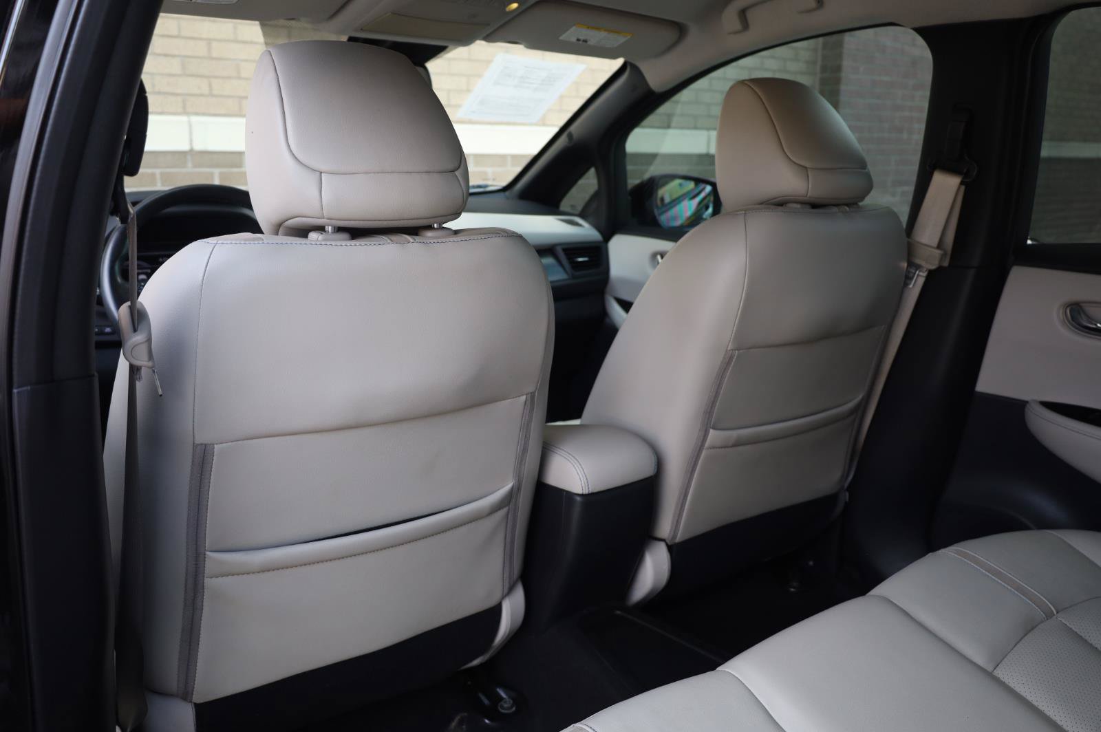 Used 2018 Nissan Leaf SL w/ SL Technology Package FWD image 18