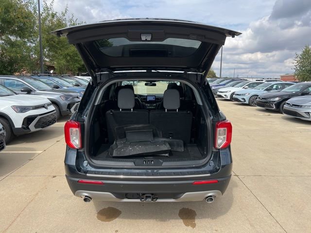 Used 2022 Ford Explorer Limited w/ Equipment Group 301A image 10