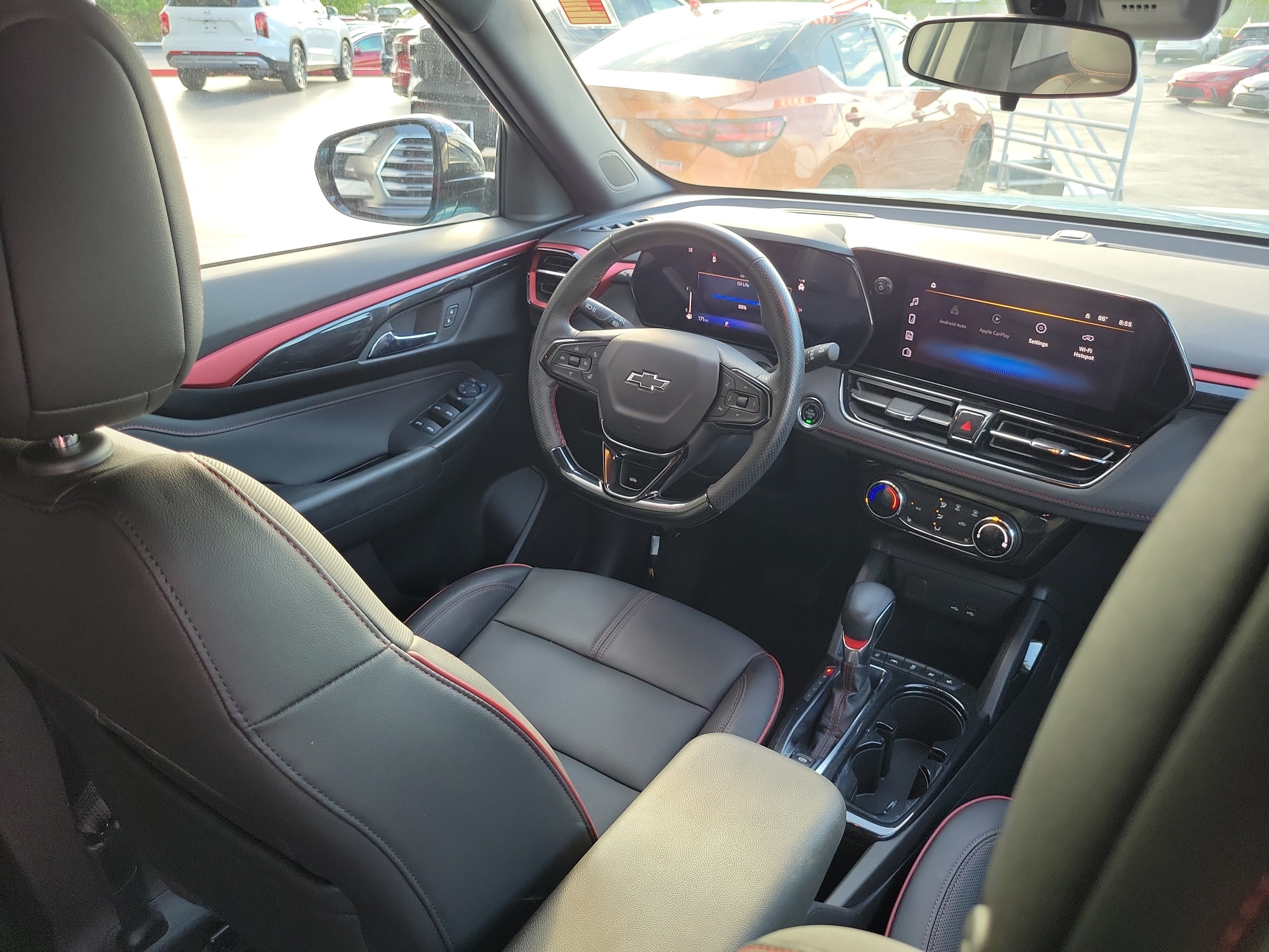 Used 2025 Chevrolet TrailBlazer RS FWD image 14