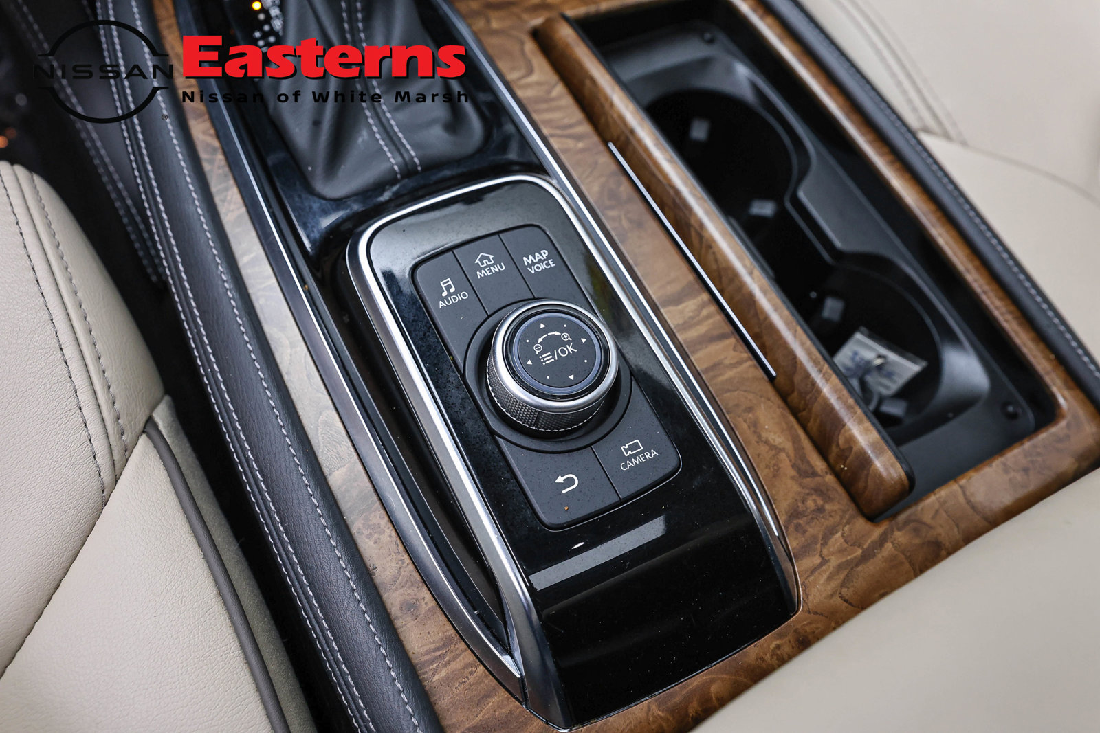 Used 2023 Nissan Armada SL w/ Captain's Chairs Package AWD/4WD image 20