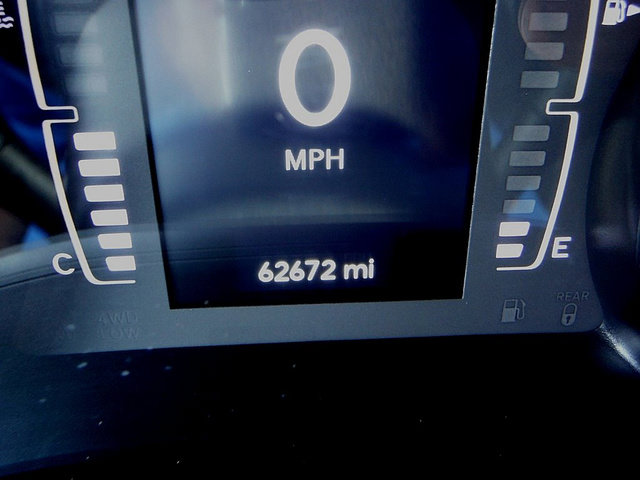 Used 2019 Jeep Cherokee Latitude Plus w/ Cold Weather Group AWD/4WD image 45