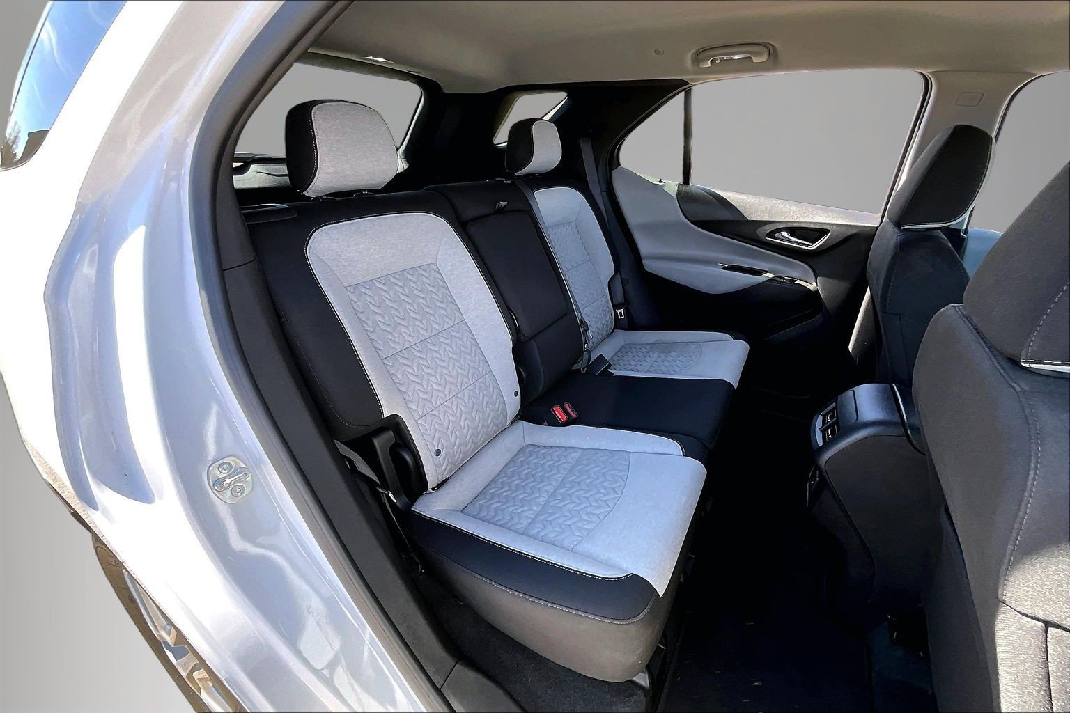 Used 2024 Chevrolet Equinox LT AWD/4WD image 25