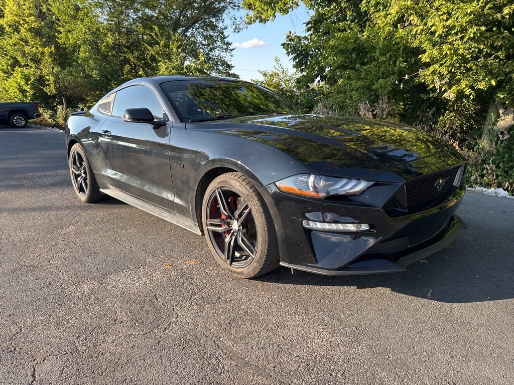 Used 2019 Ford Mustang GT Premium image 3