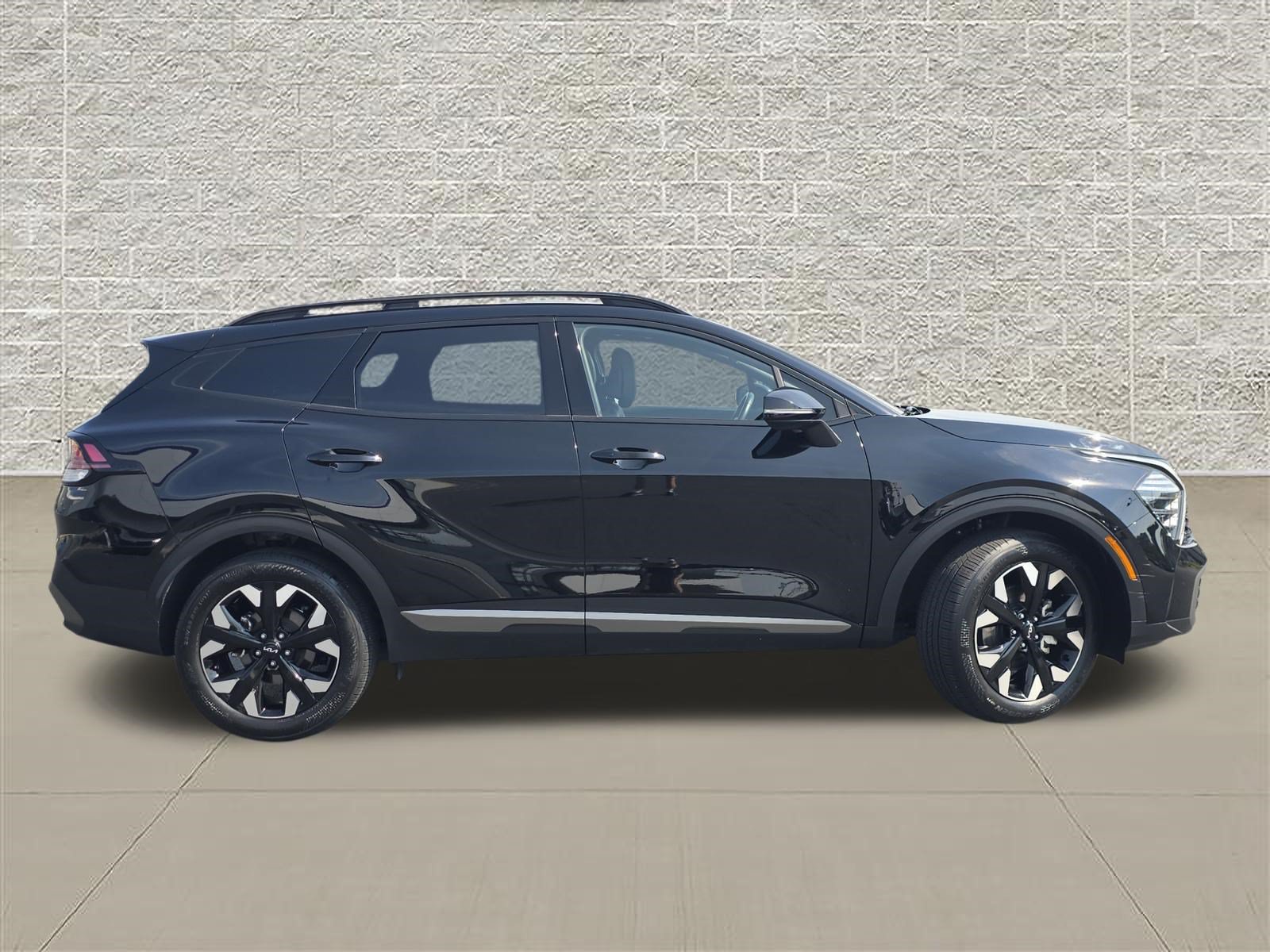 Used 2024 Kia Sportage X-Line w/ X-Line Premium Package AWD/4WD image 8