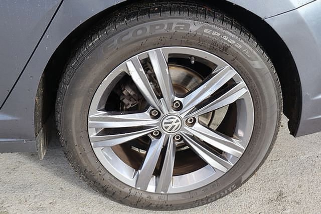 Used 2021 Volkswagen Jetta R-Line w/ R-Line Cold Weather Package image 34