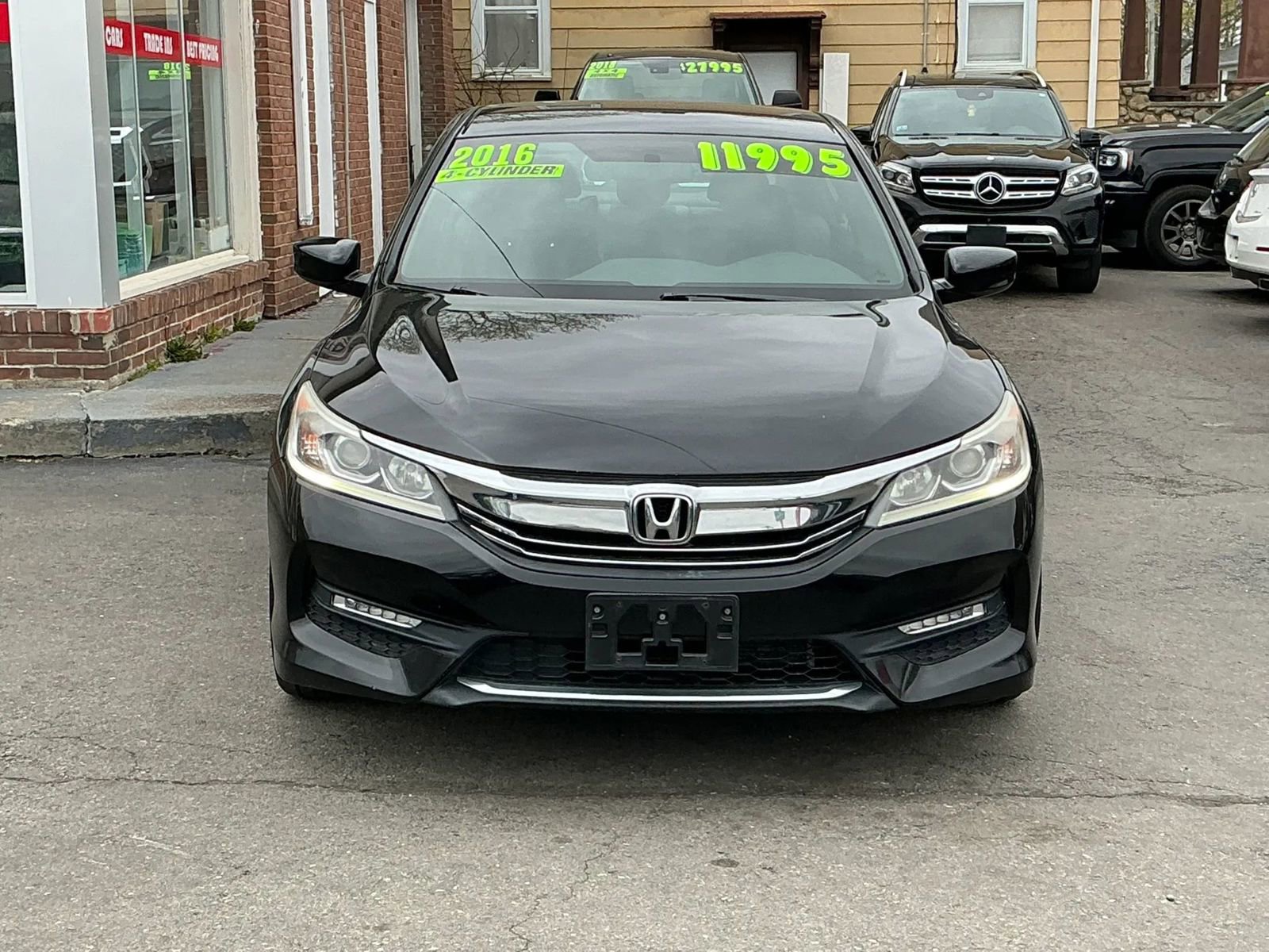 Used 2016 Honda Accord Sport image 2
