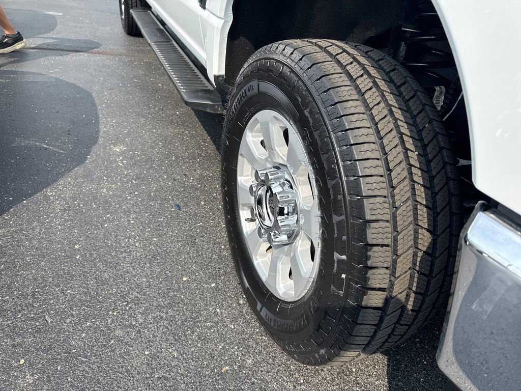 Certified 2024 Ford F250 XLT image 17