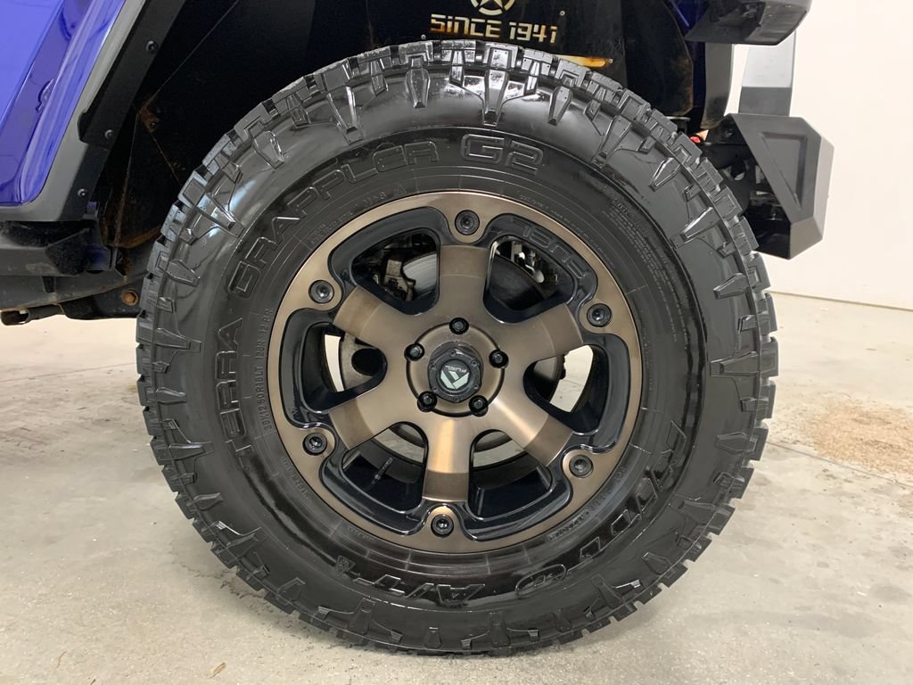 Used 2020 Jeep Wrangler Unlimited Sahara AWD/4WD image 12
