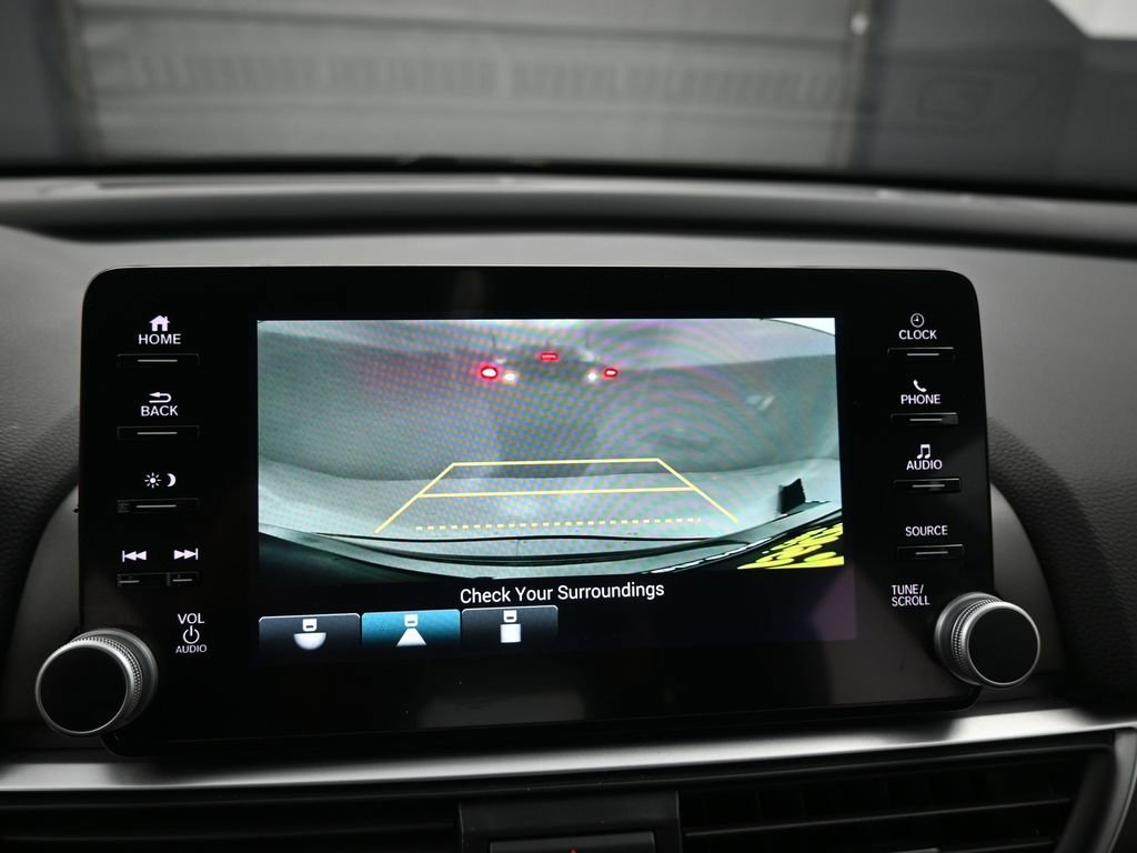 Used 2022 Honda Accord LX image 10