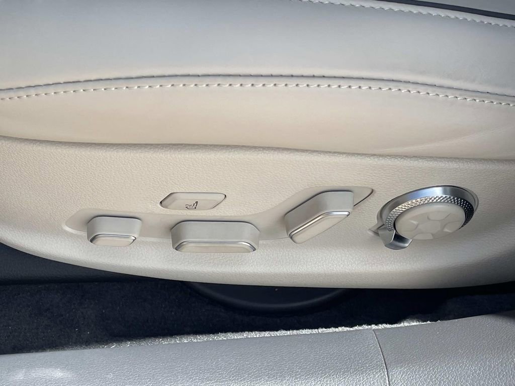 Used 2023 Genesis G80 3.5T Sport image 28