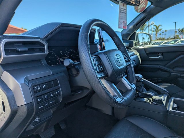 Used 2024 Toyota Tacoma TRD Off-Road image 10