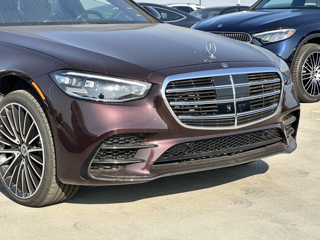 Used 2024 Mercedes-Benz S 580 4MATIC Sedan image 3