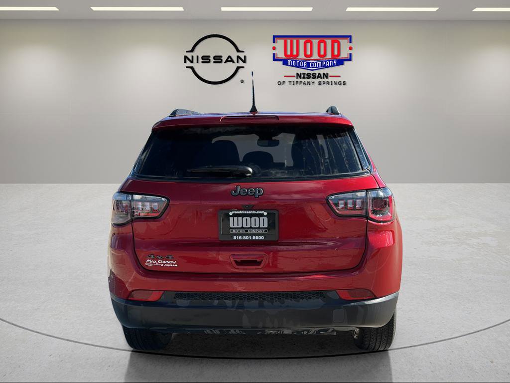 Used 2025 Jeep Compass Latitude w/ Altitude Special Edition image 3