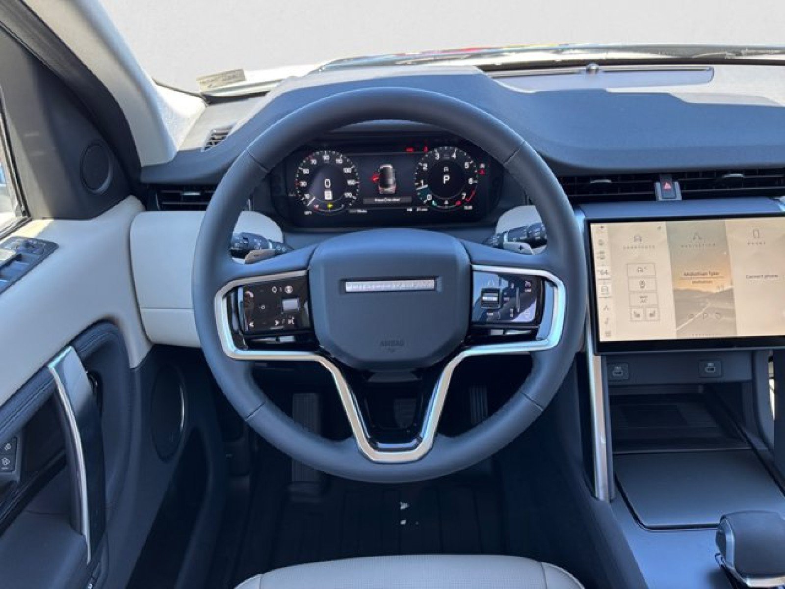 Used 2025 Land Rover Discovery Sport S AWD/4WD image 15