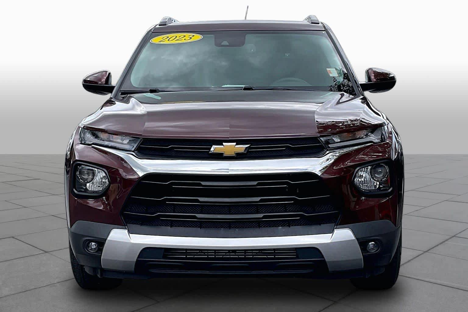 Used 2023 Chevrolet TrailBlazer LT w/ Convenience Package FWD image 4