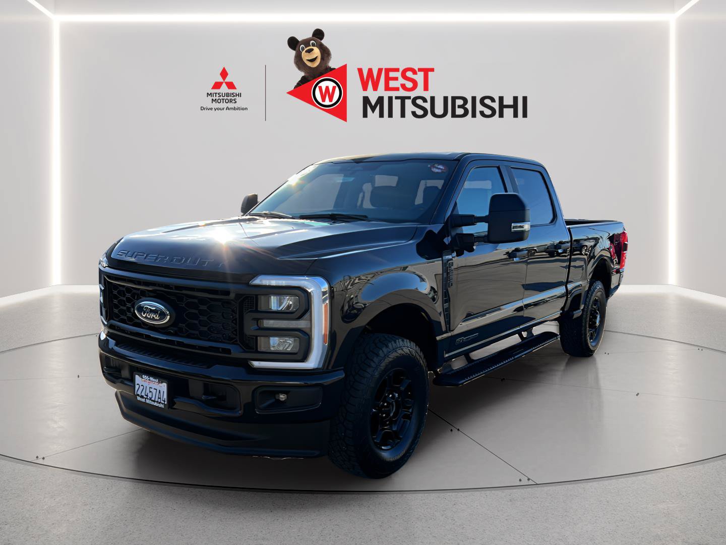 Used 2023 Ford F250 XL w/ STX Appearance Package AWD/4WD image 1