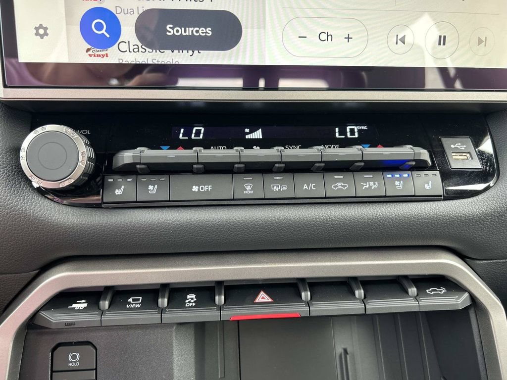 New 2026 Toyota Tundra Limited AWD/4WD image 40