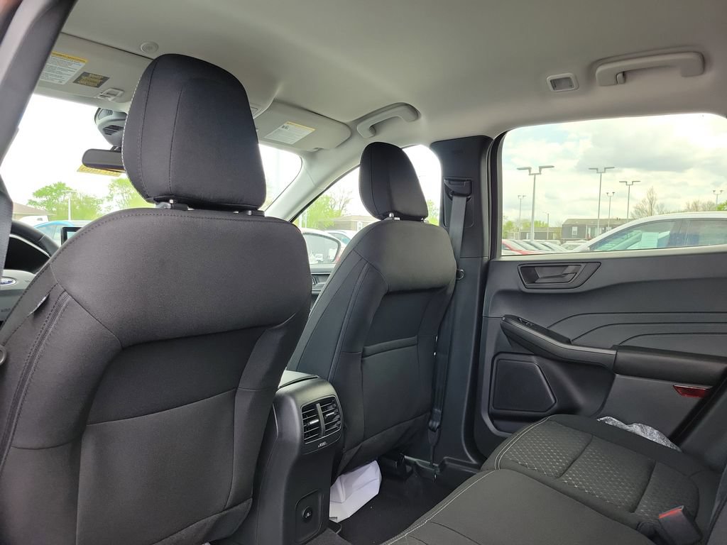 New 2026 Ford Escape Active w/ Tech Pack #1 AWD/4WD image 16