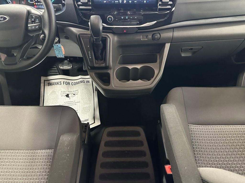 Used 2024 Ford Transit 350 XLT image 32