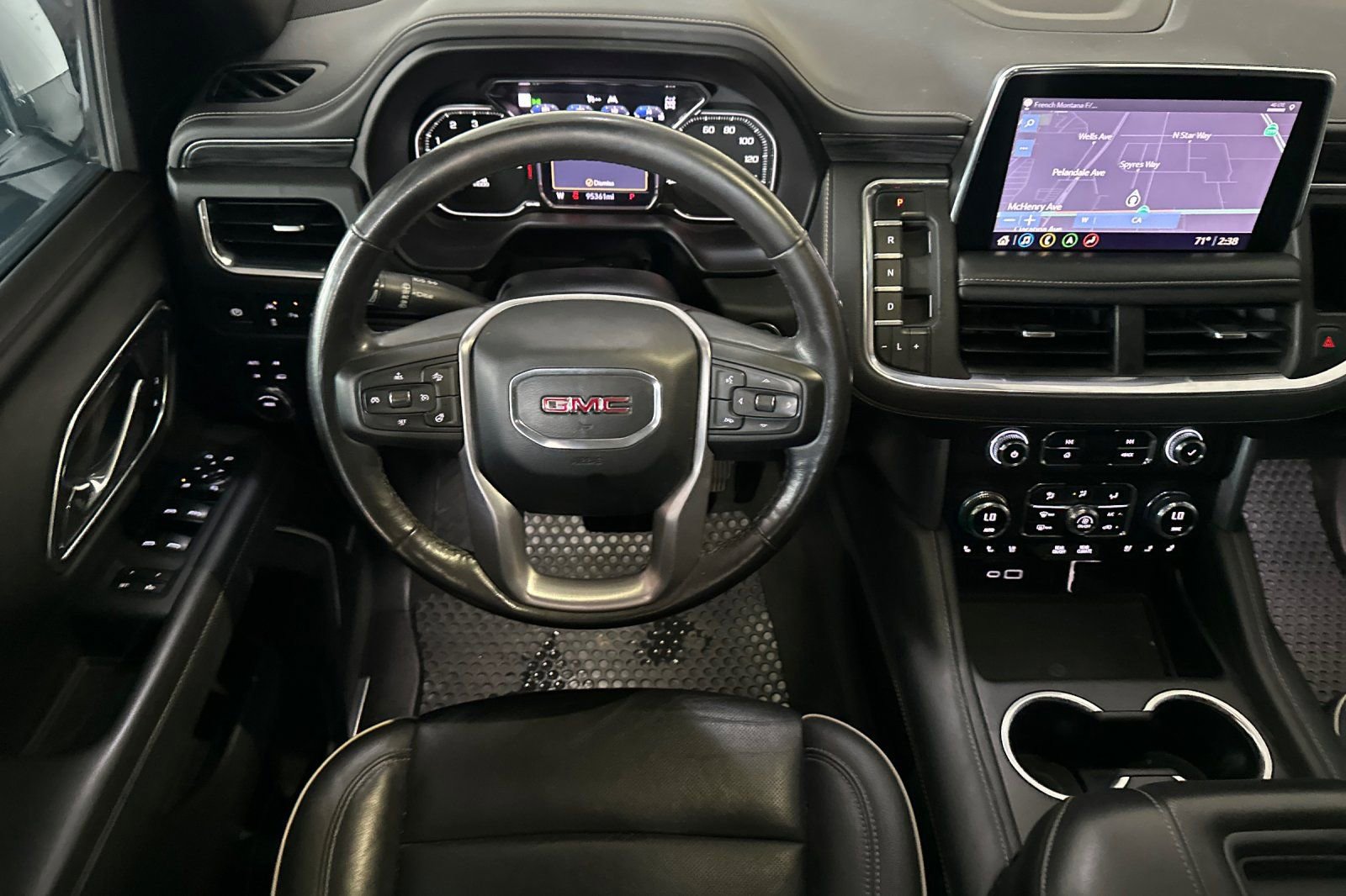 Used 2021 GMC Yukon XL SLT w/ Rear Media and Nav Package image 11