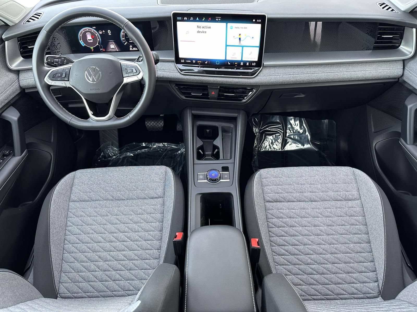 Certified 2025 Volkswagen Tiguan S FWD image 10