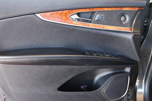 Certified 2020 Lincoln Nautilus Reserve AWD/4WD image 11