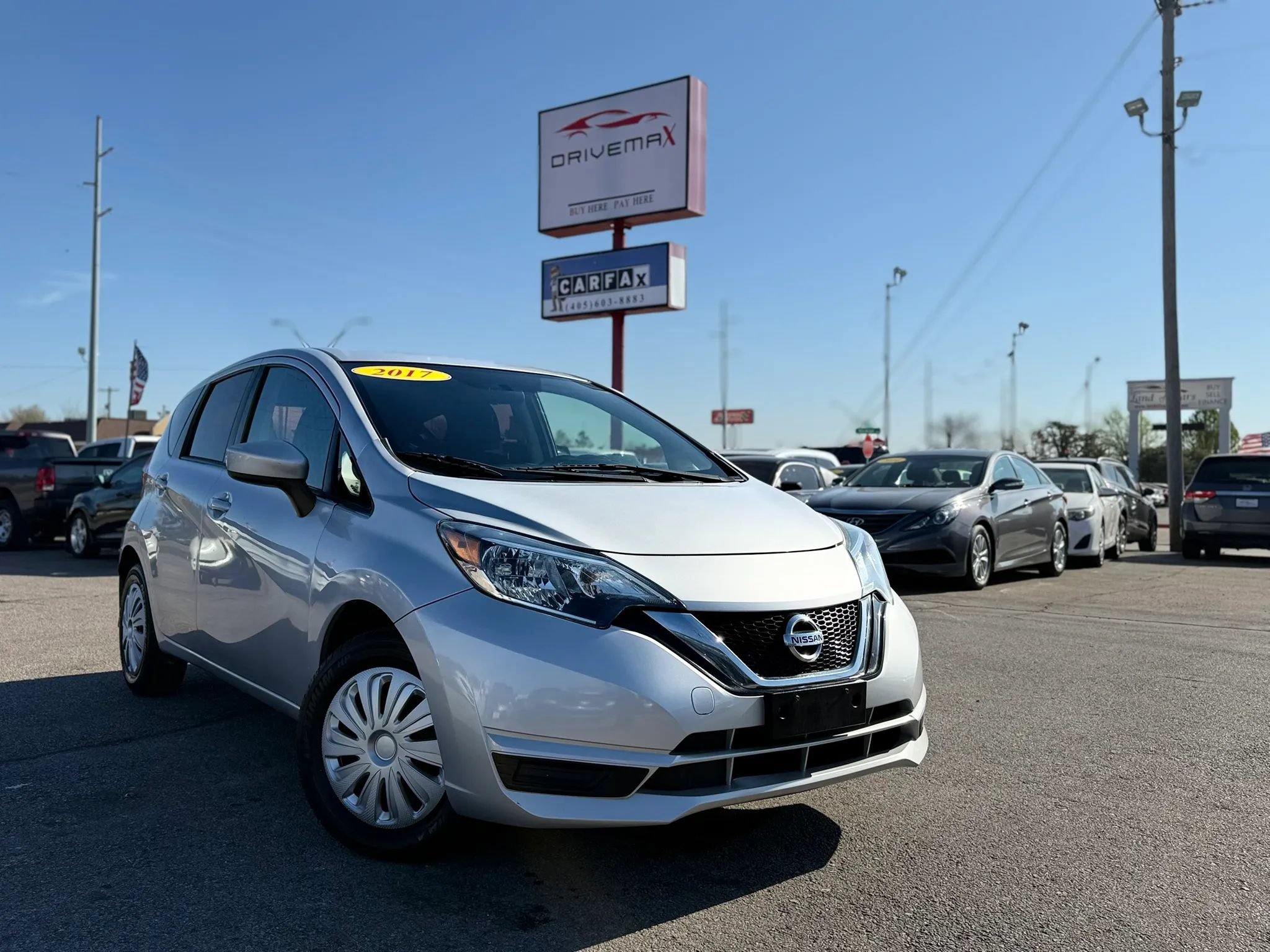 Used 2017 Nissan Versa Note SV FWD image 36