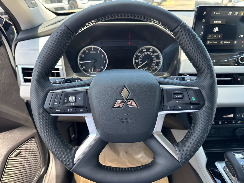 New 2026 Mitsubishi Outlander SE FWD image 8