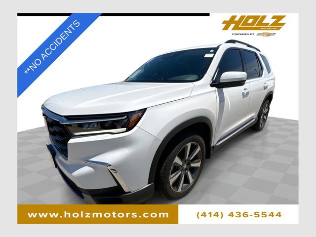 Used 2025 Honda Pilot Touring image 1
