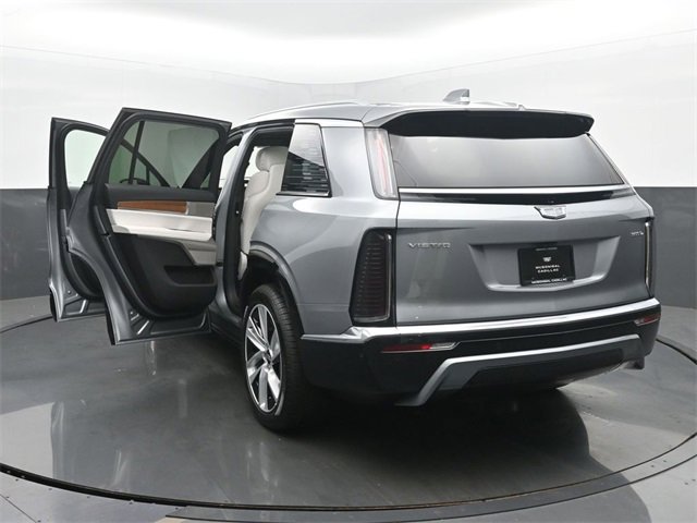 New 2026 Cadillac Vistiq Luxury image 58