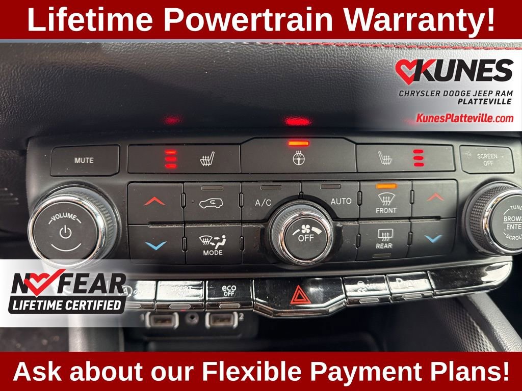 Used 2023 Dodge Durango GT image 17