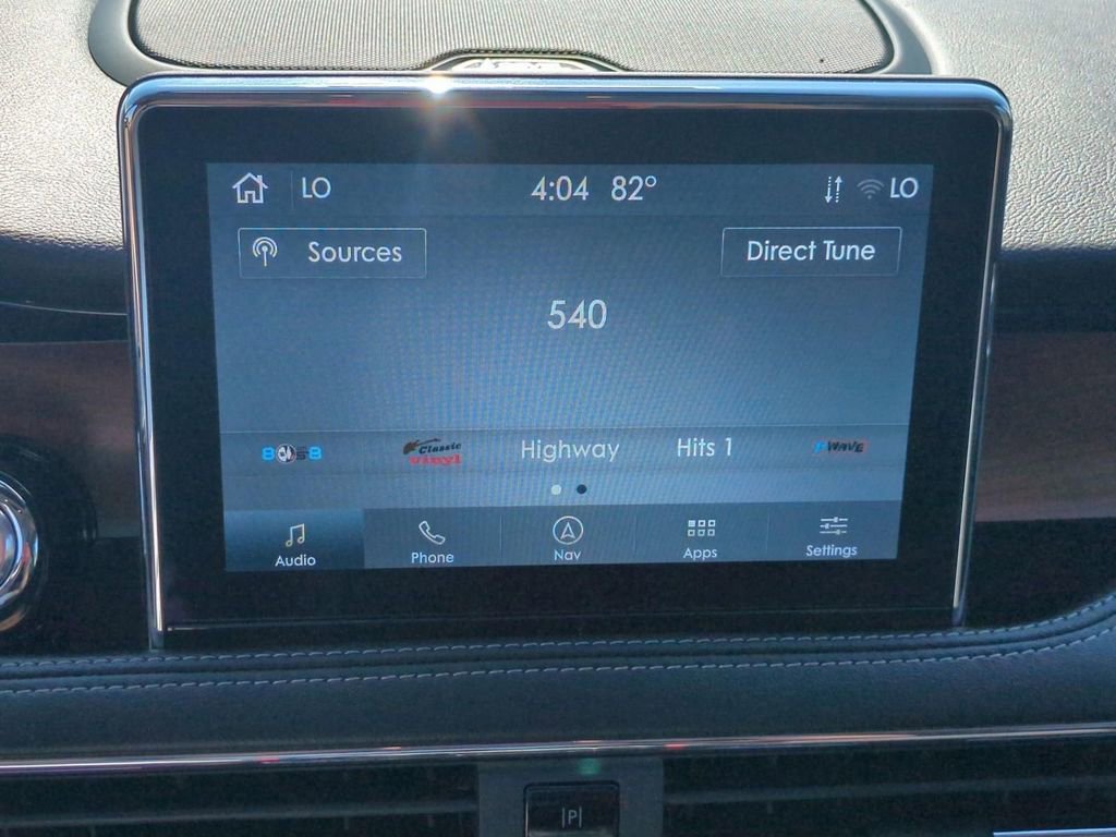 Certified 2022 Lincoln Corsair Reserve w/ Equipment Group 201A AWD/4WD image 24