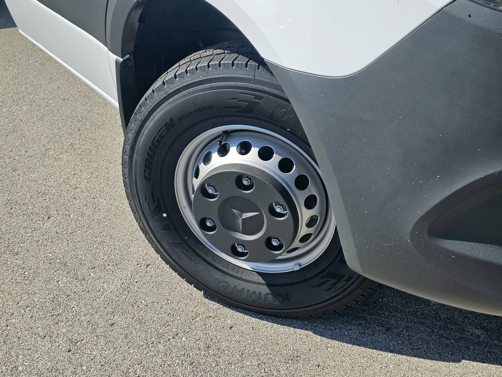 New 2024 Mercedes-Benz Sprinter 4500 image 3