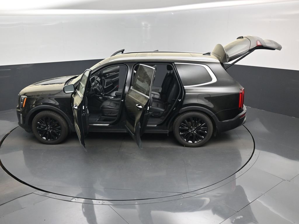 Used 2022 Kia Telluride SX w/ Towing Package image 17