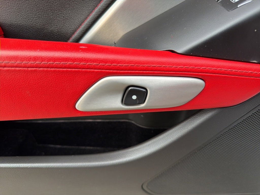 Used 2014 Chevrolet Corvette w/ Z51 Performance Package w/ 2LT Preferred Equipment Group image 23