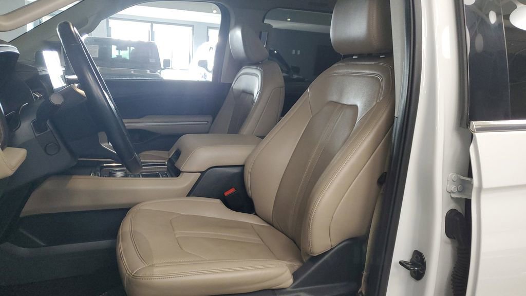Used 2024 Ford Expedition Max Limited image 23