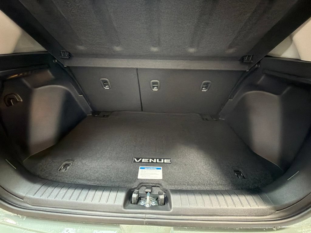 New 2026 Hyundai Venue SEL FWD image 14