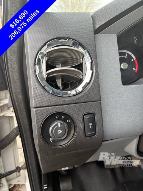 Used 2016 Ford F250 XLT w/ FX4 Off-Road Package AWD/4WD image 14