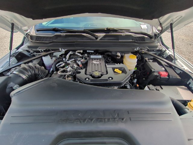 New 2026 RAM 3500 Tradesman AWD/4WD image 38