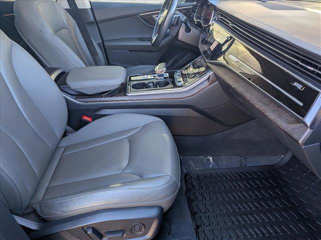 Used 2021 Audi Q8 Prestige w/ Prestige Package image 21